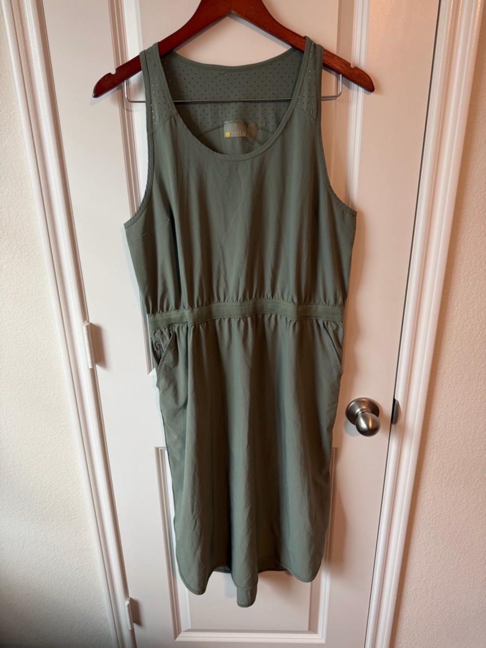 ⚡️Z by Zella Mix It Up Performance Stretch Tank Dress - Picture 2 of 5